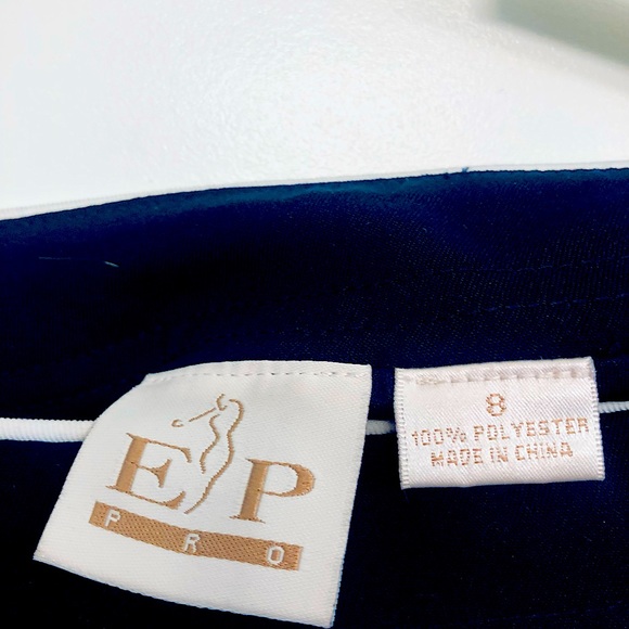 Golfing Skort Navy and white - Picture 2 of 3